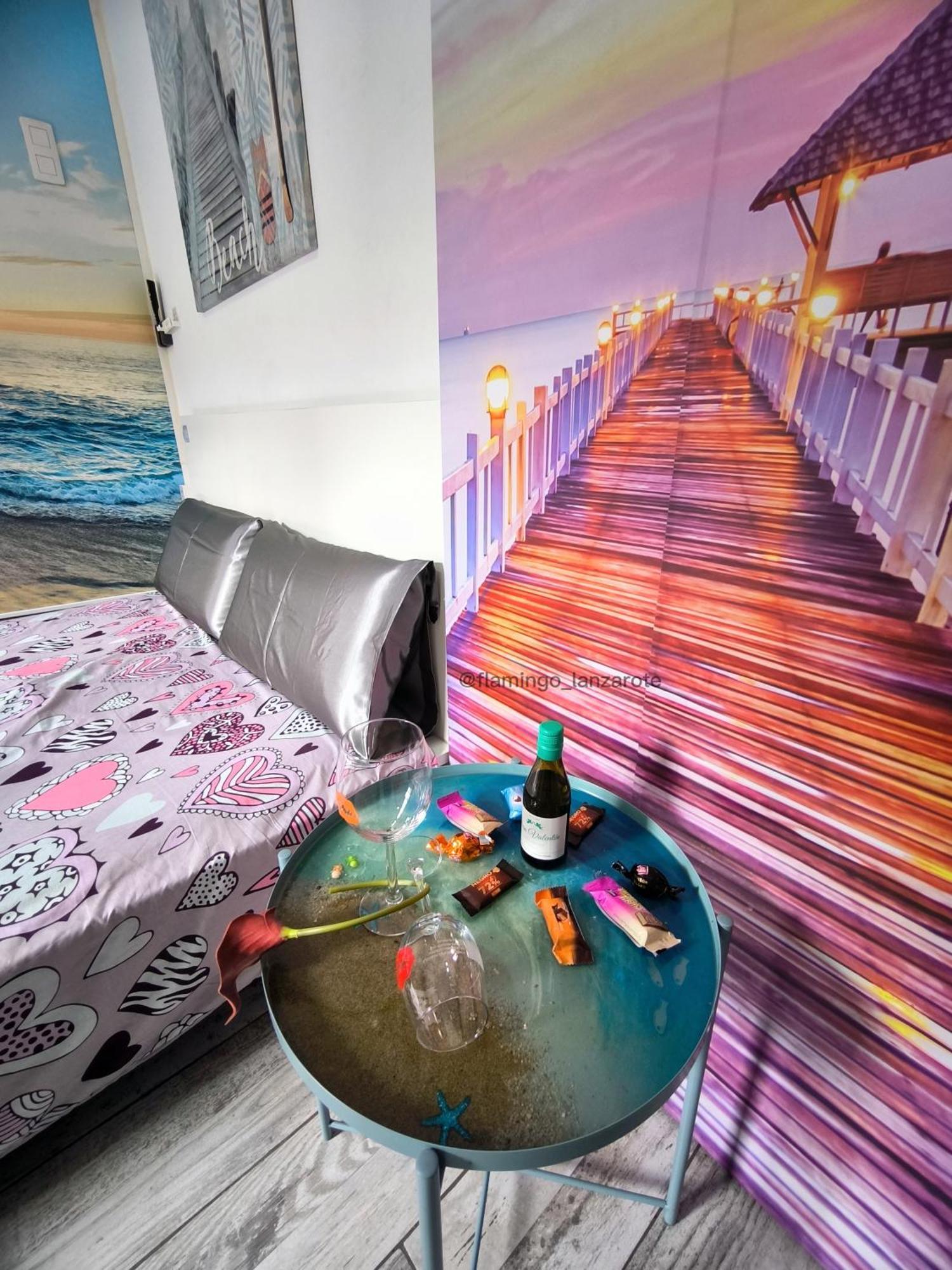 Habitacion Flamingo, Entrada Privada Y Bano Privado En Suite By Flamingo House, No Fumadores Arrecife  Εξωτερικό φωτογραφία